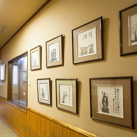 Hotel Mikunitoge Onsen Oyado Honjin Yuzawa  Exterior foto